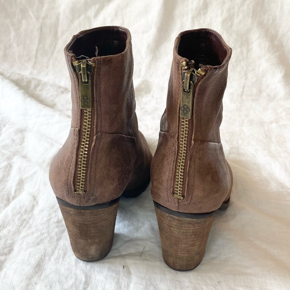 Arturo Chiang Hadley Leather Ancle Boots - Picture 5 of 13